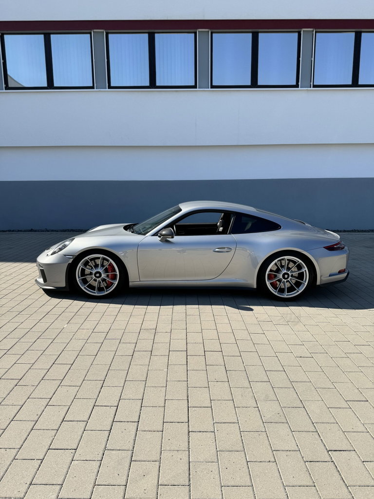 Porsche 991.2 GT3 Touring
