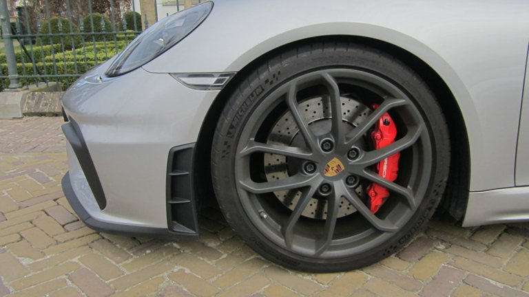Porsche 718 Spyder