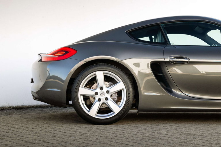Porsche 981 Cayman