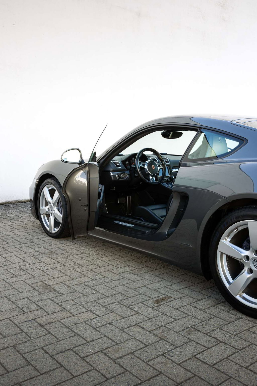 Porsche 981 Cayman