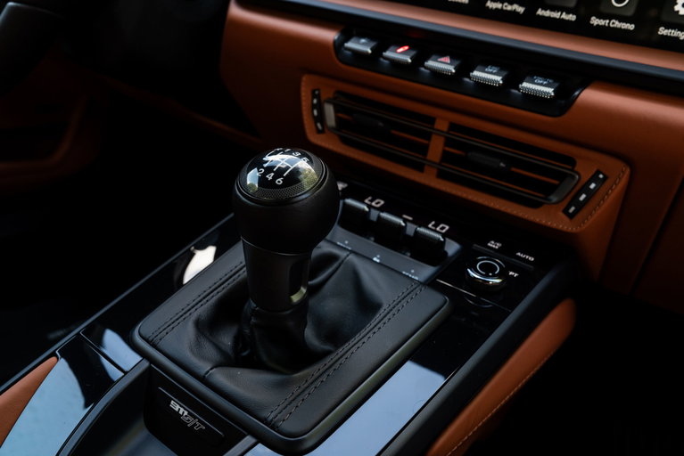 Porsche 911 S/T