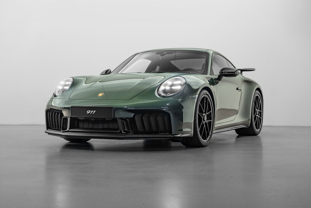 Porsche 992.2 Carrera 4 GTS