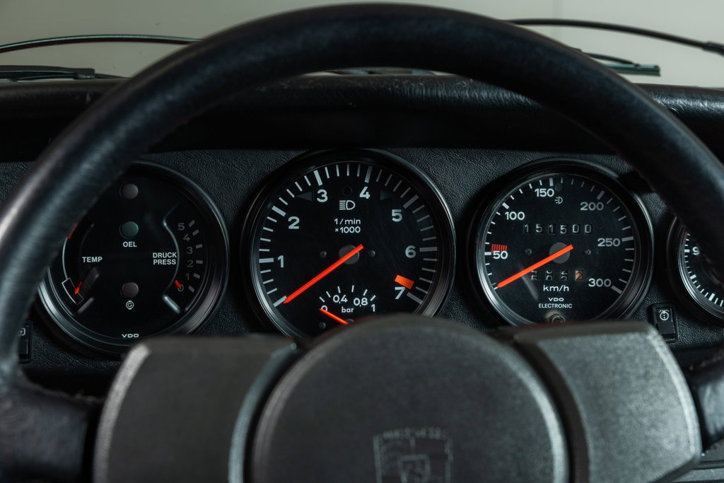 Porsche 911 Turbo 3.3