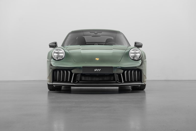 Porsche 992.2 Carrera 4 GTS
