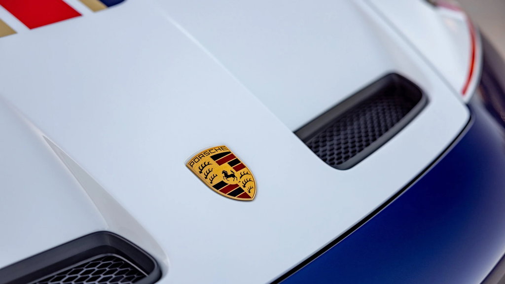 Porsche 911 Dakar