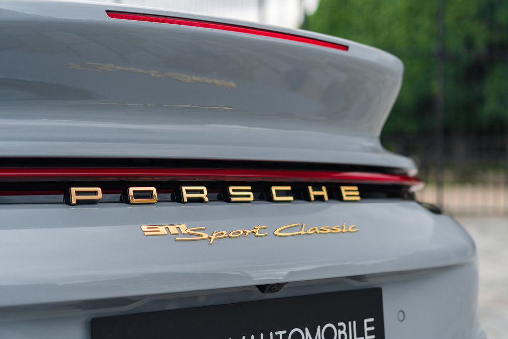 Porsche 992 Sport Classic