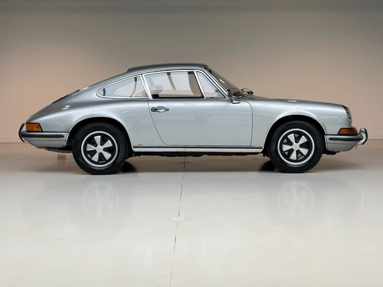 Porsche 911 T