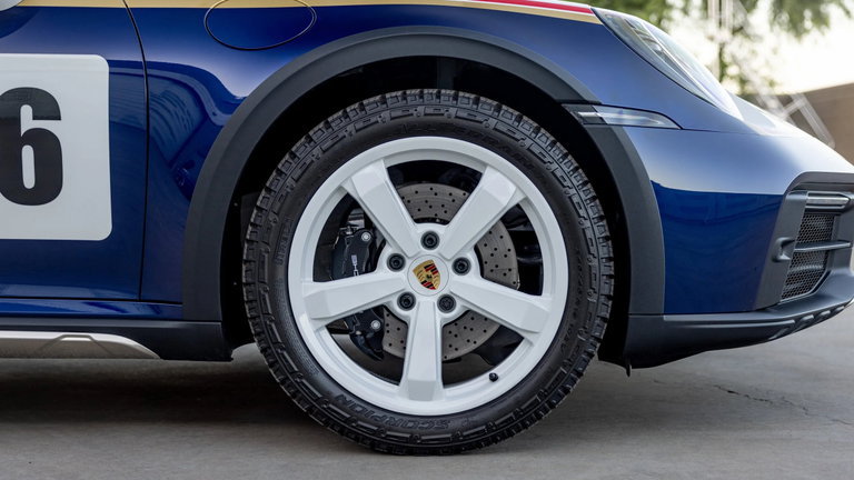 Porsche 911 Dakar