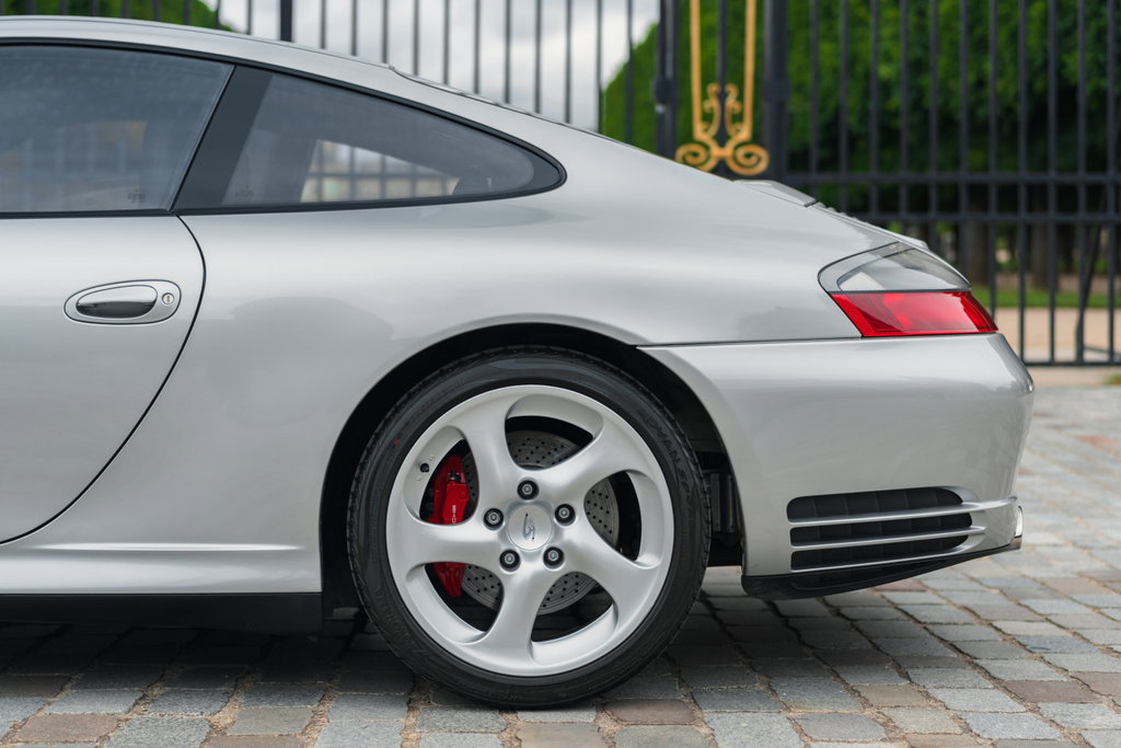 Porsche 996.2 Carrera 4S