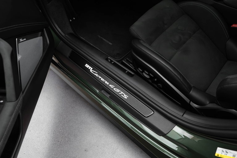 Porsche 992.2 Carrera 4 GTS
