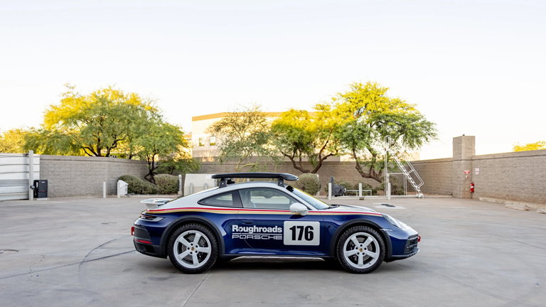 Porsche 911 Dakar