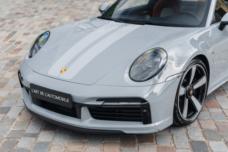 Porsche 992 Sport Classic