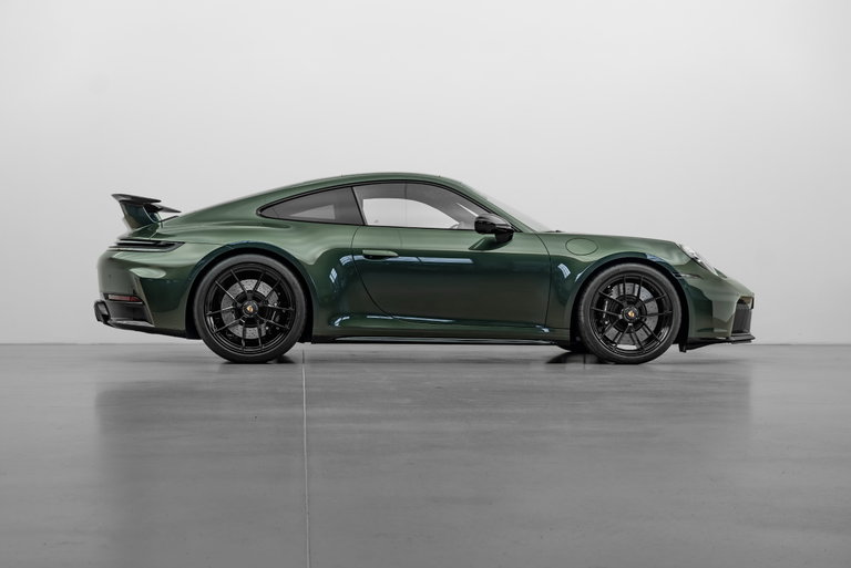 Porsche 992.2 Carrera 4 GTS