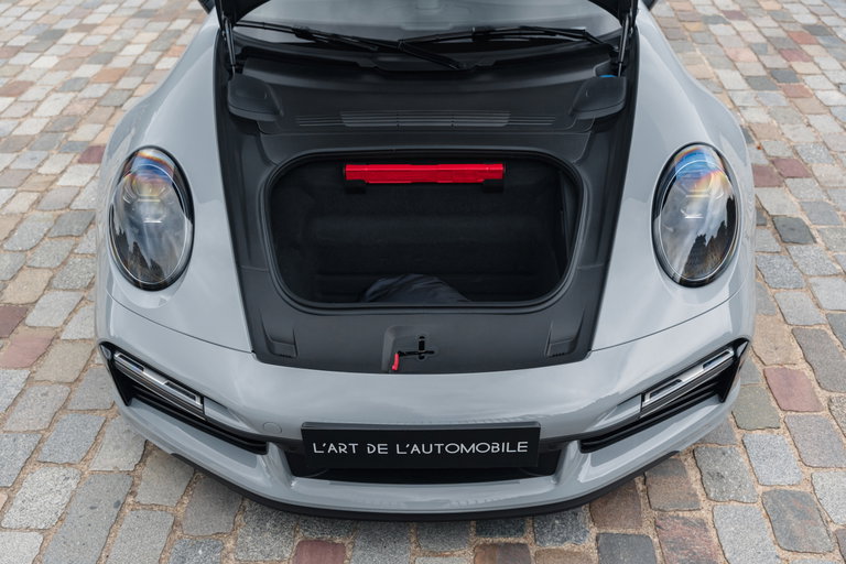 Porsche 992 Sport Classic