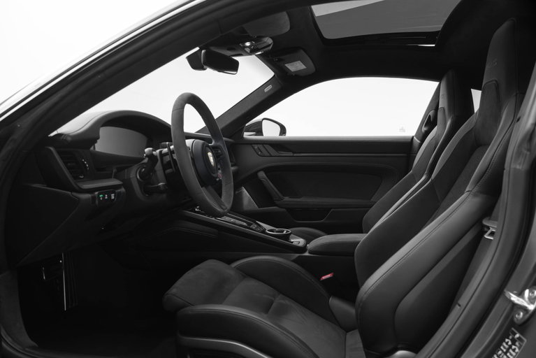 Porsche 992.2 Carrera 4 GTS