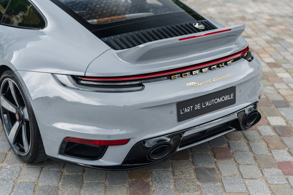 Porsche 992 Sport Classic
