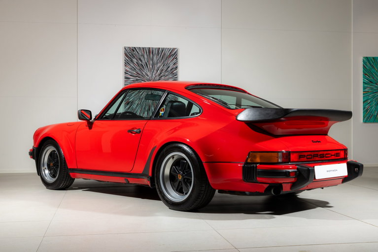 Porsche 911 Turbo 3.3