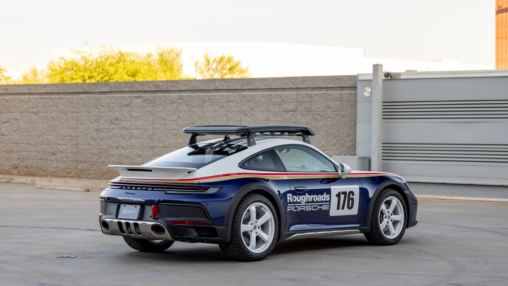 Porsche 911 Dakar