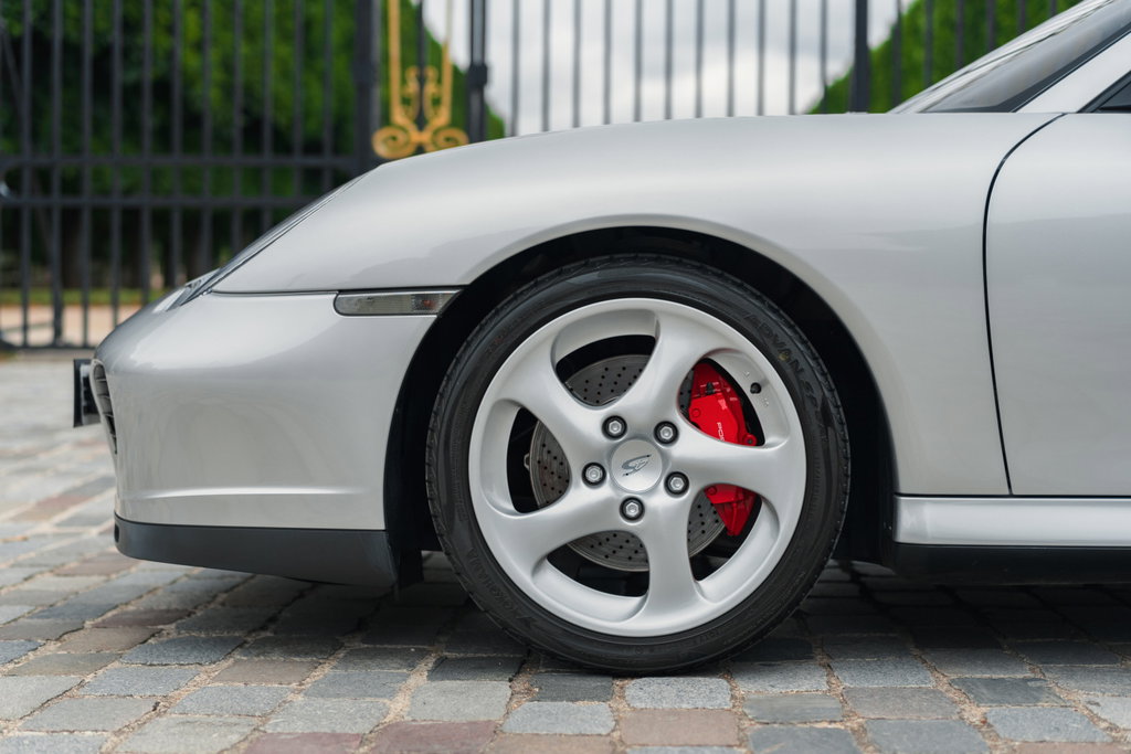 Porsche 996.2 Carrera 4S
