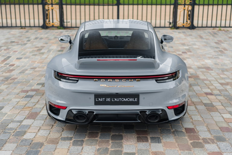Porsche 992 Sport Classic