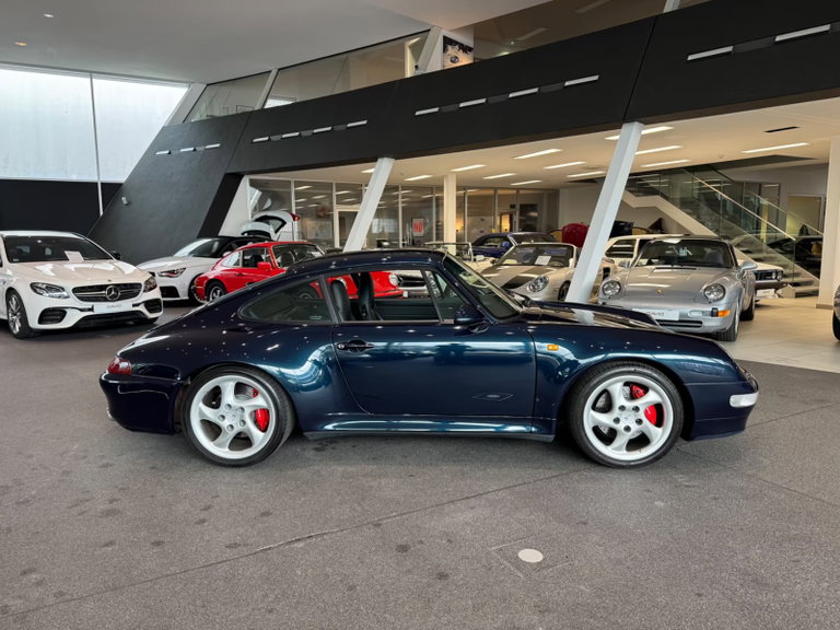 Porsche 993 Carrera 4S