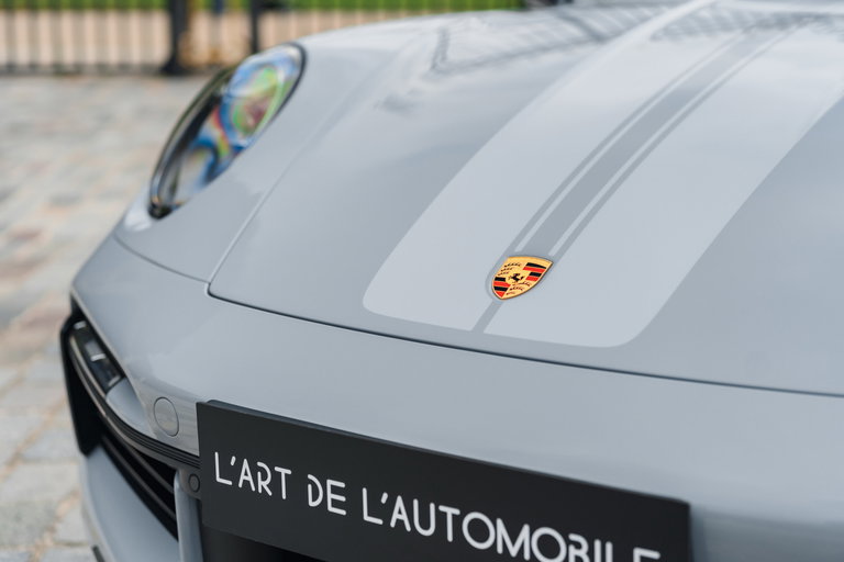 Porsche 992 Sport Classic