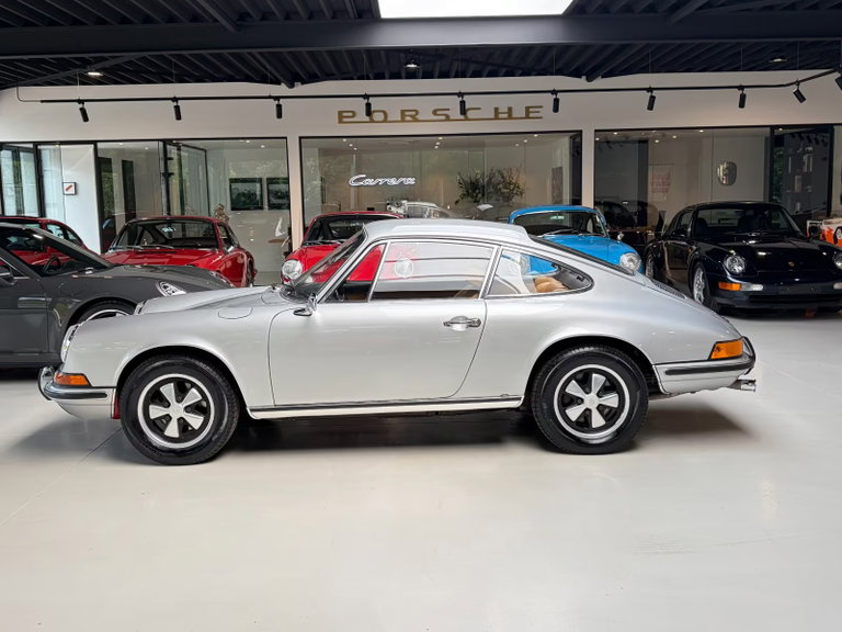 Porsche 911 T