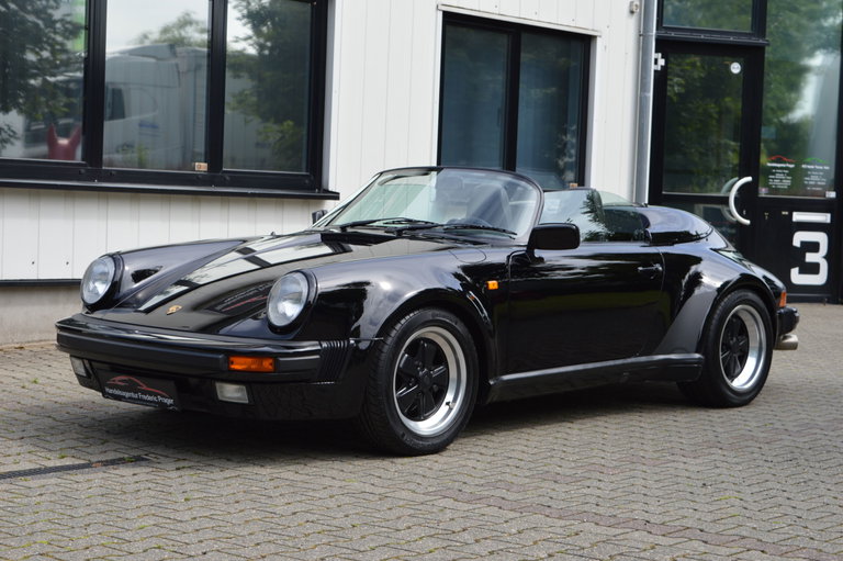 Porsche 911 Carrera 3.2 Speedster