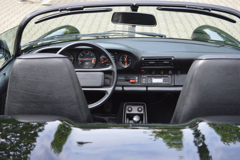 Porsche 911 Carrera 3.2 Speedster