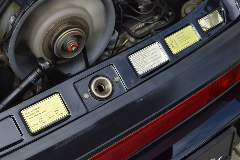 Porsche 911 Carrera 3.2 Speedster