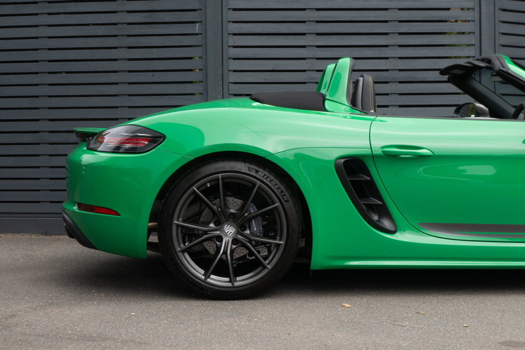 Porsche 718 Boxster