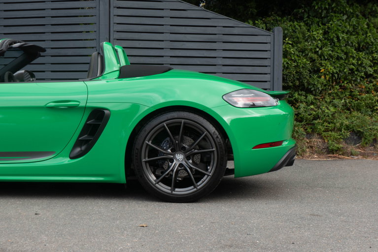 Porsche 718 Boxster