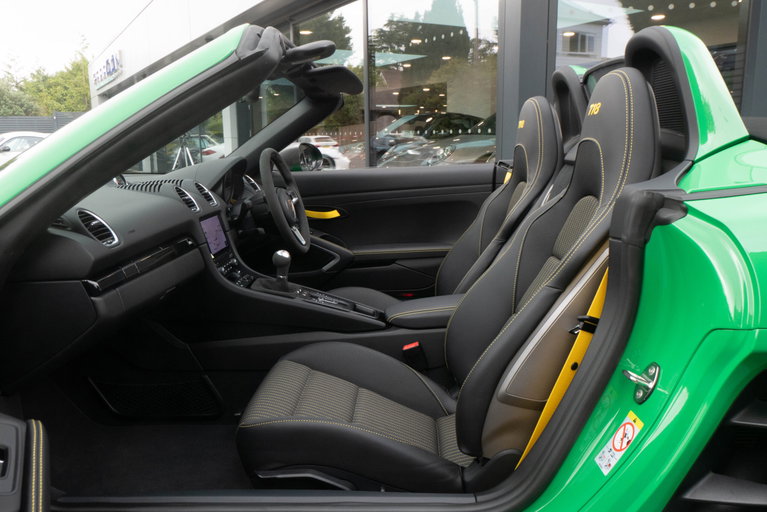 Porsche 718 Boxster