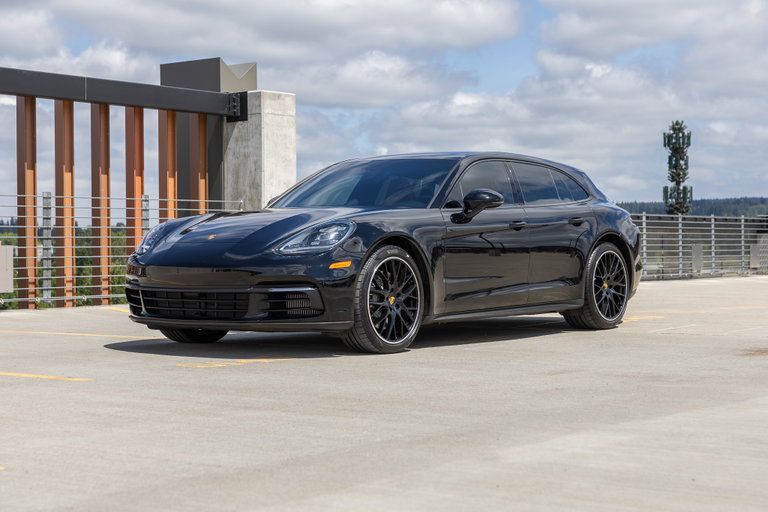 Porsche Panamera 4S