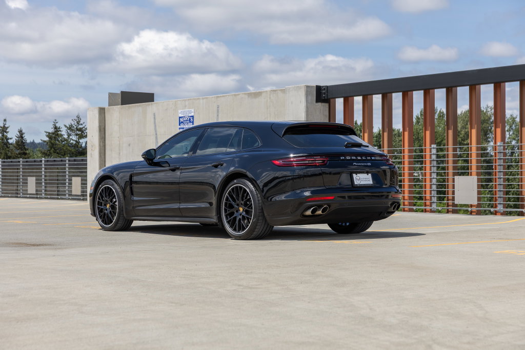 Porsche Panamera 4S