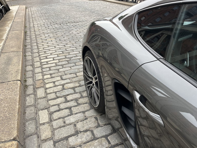 Porsche 718 Cayman S