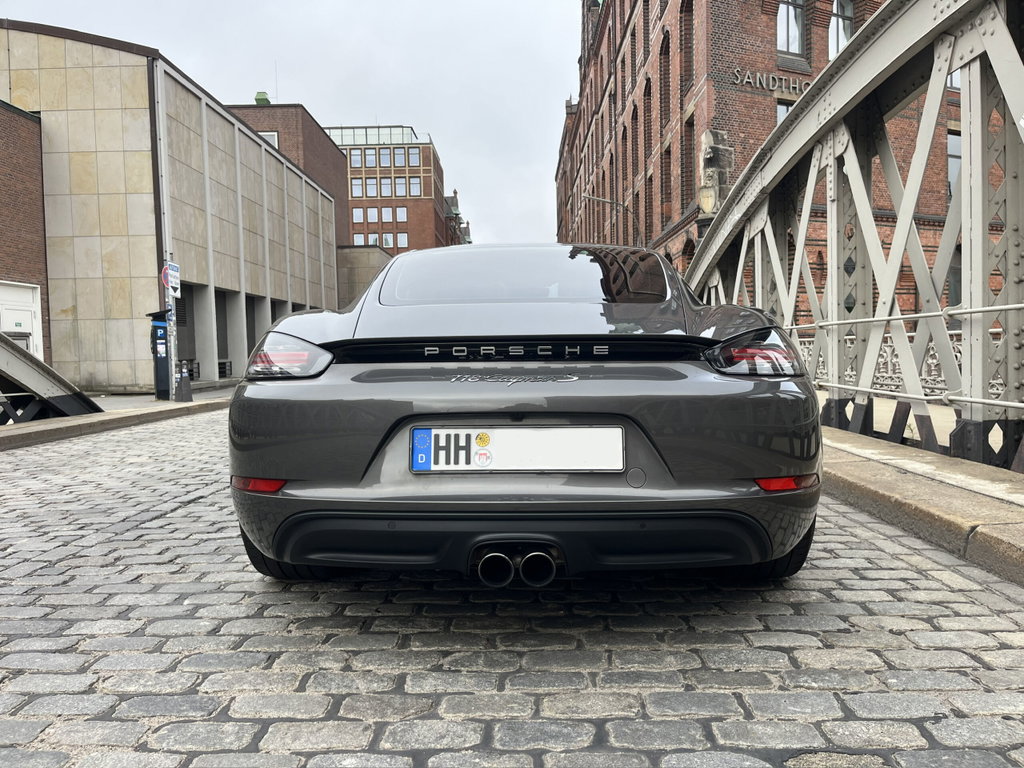 Porsche 718 Cayman S