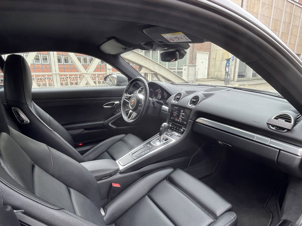 Porsche 718 Cayman S