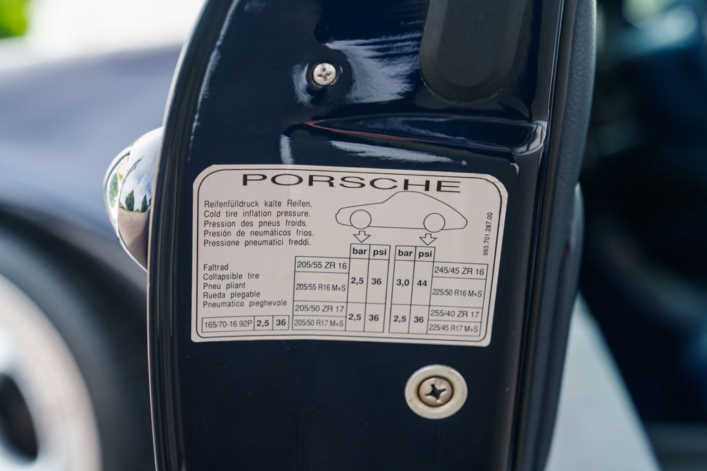 Porsche 993 Carrera