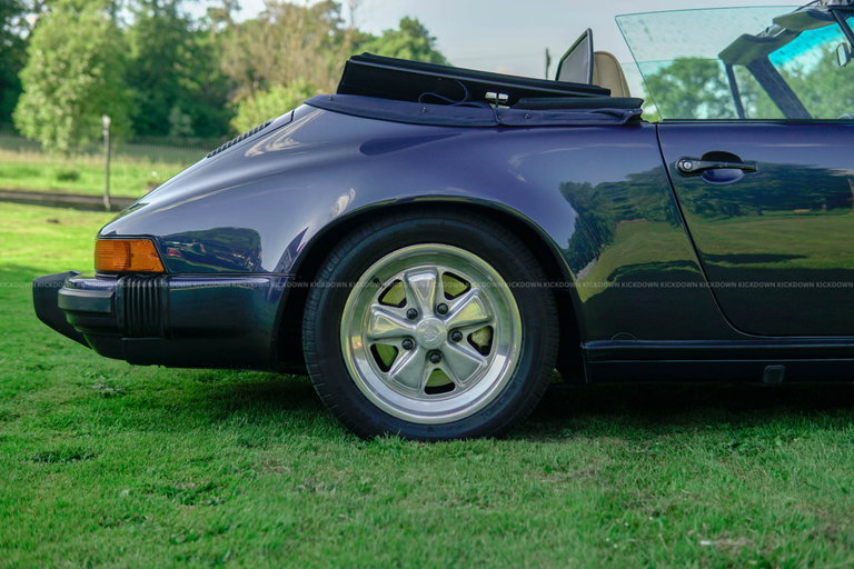 Porsche 911 Carrera 3.2