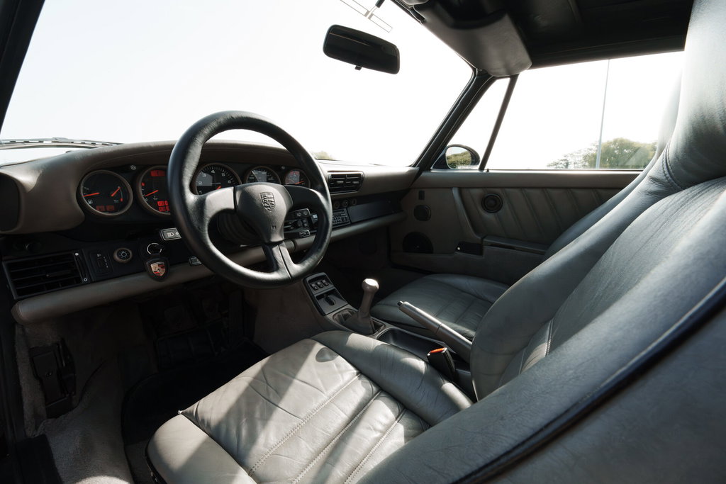 Porsche 964 Carrera 2