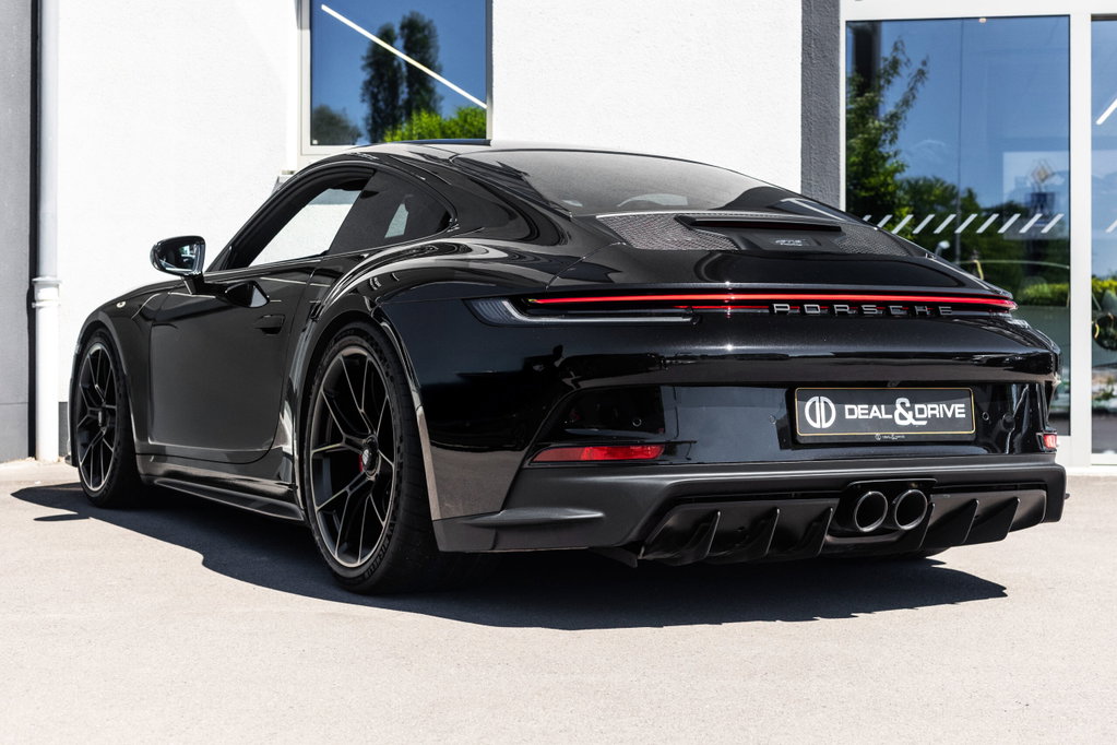 Porsche 992 GT3 Touring
