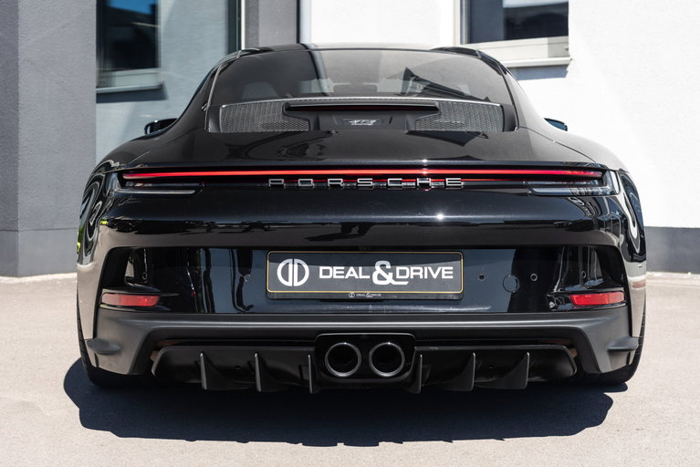 Porsche 992 GT3 Touring