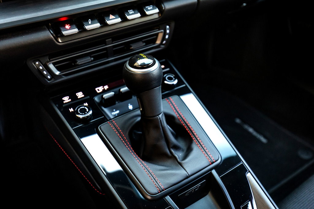 Porsche 992 GT3 Touring