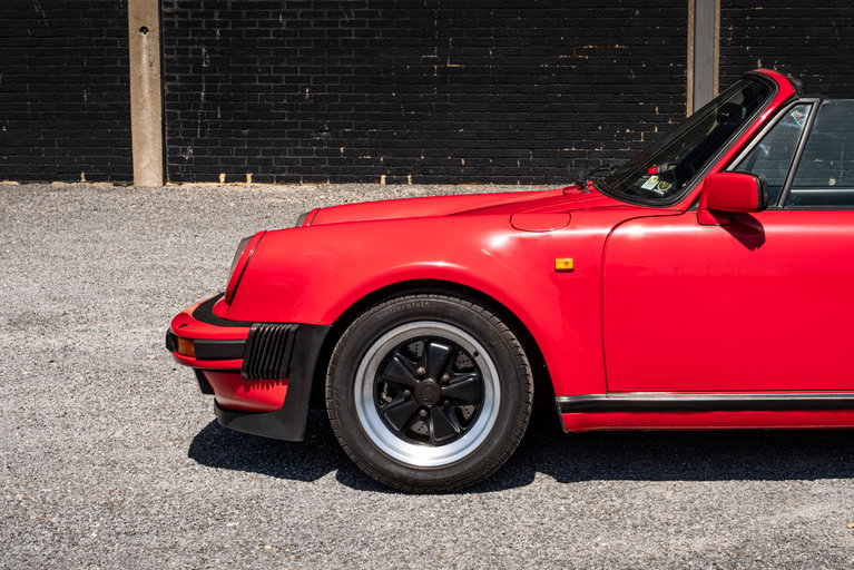 Porsche 911 Carrera 3.2 Supersport