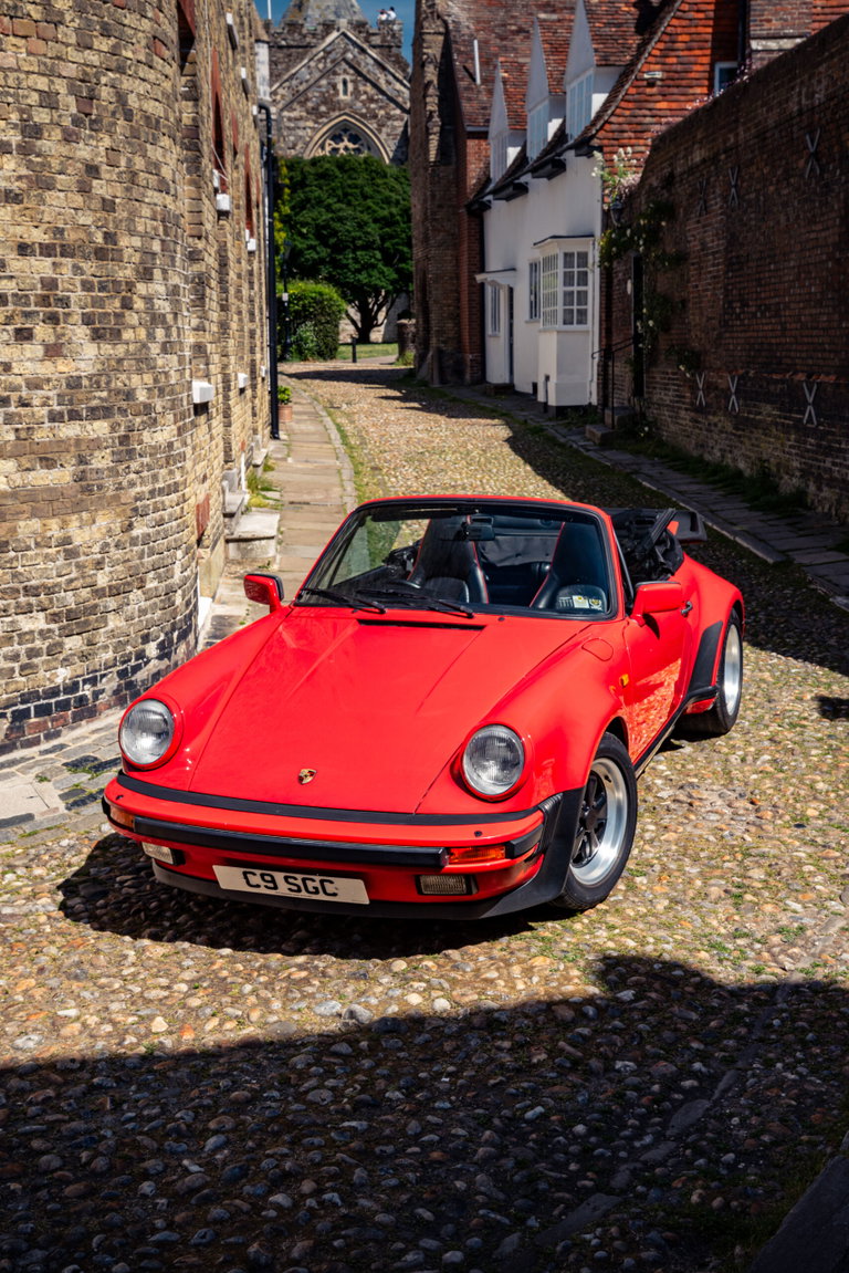 Porsche 911 Carrera 3.2 Supersport