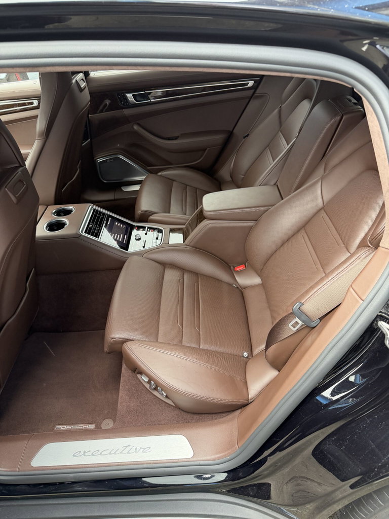 Porsche Panamera Turbo