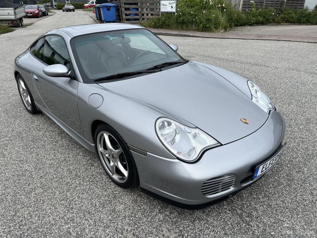Porsche 996.2 Carrera “40 Jahre 911”
