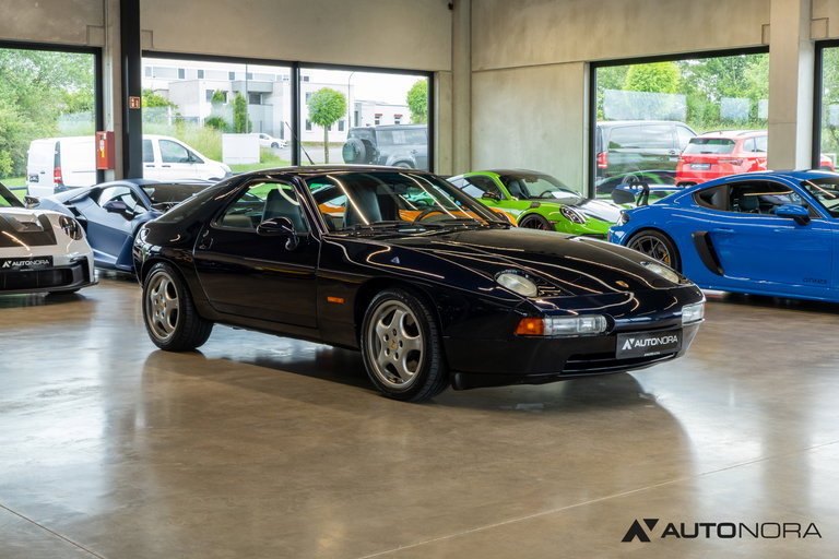 Porsche 928 GTS