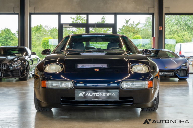 Porsche 928 GTS